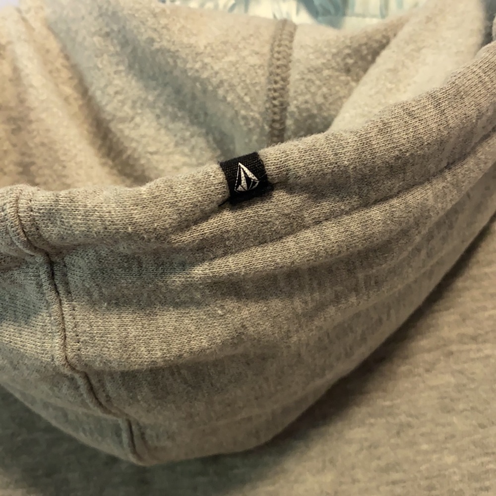 Volcom hoodie - Picture 4 of 5